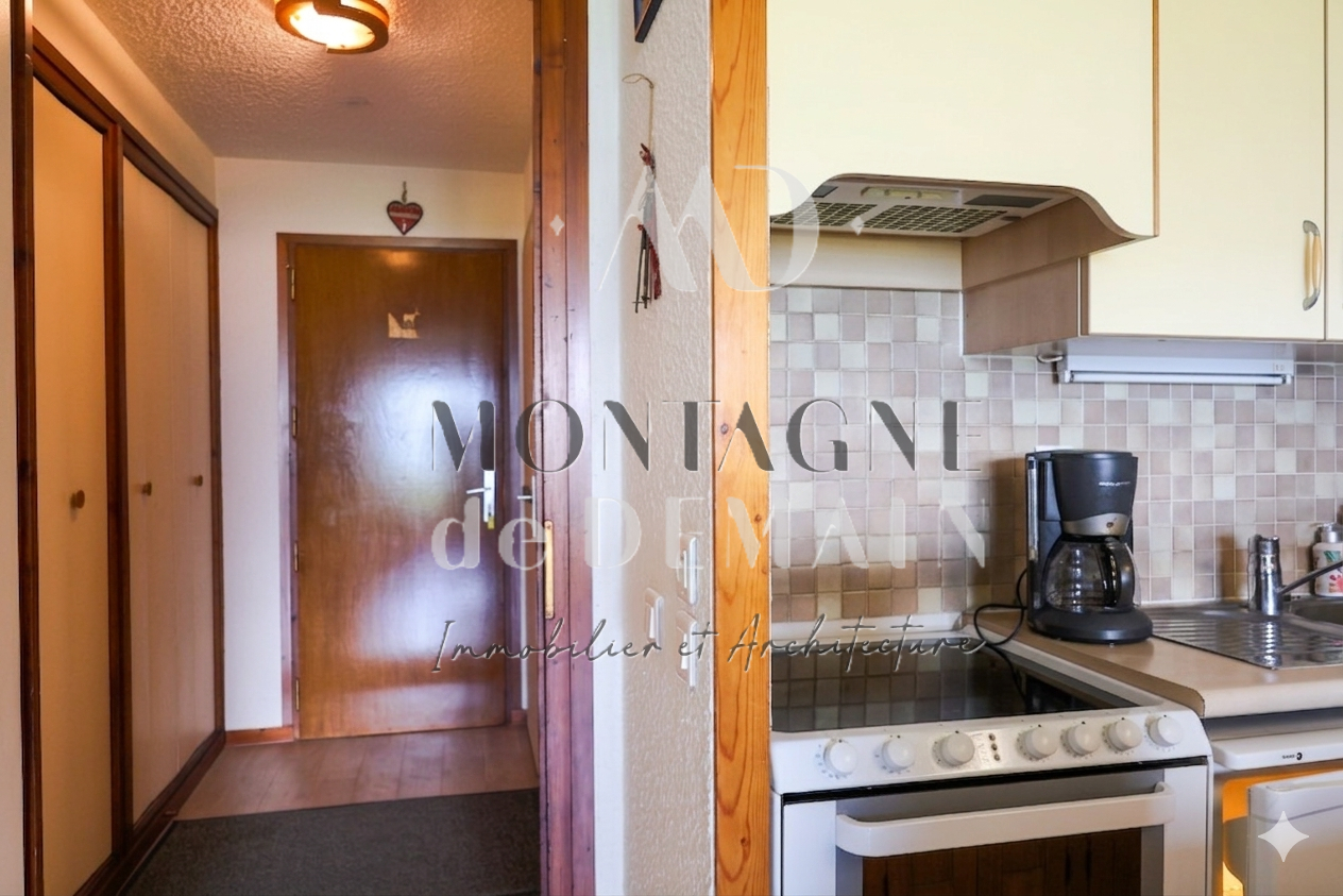 Image swiper